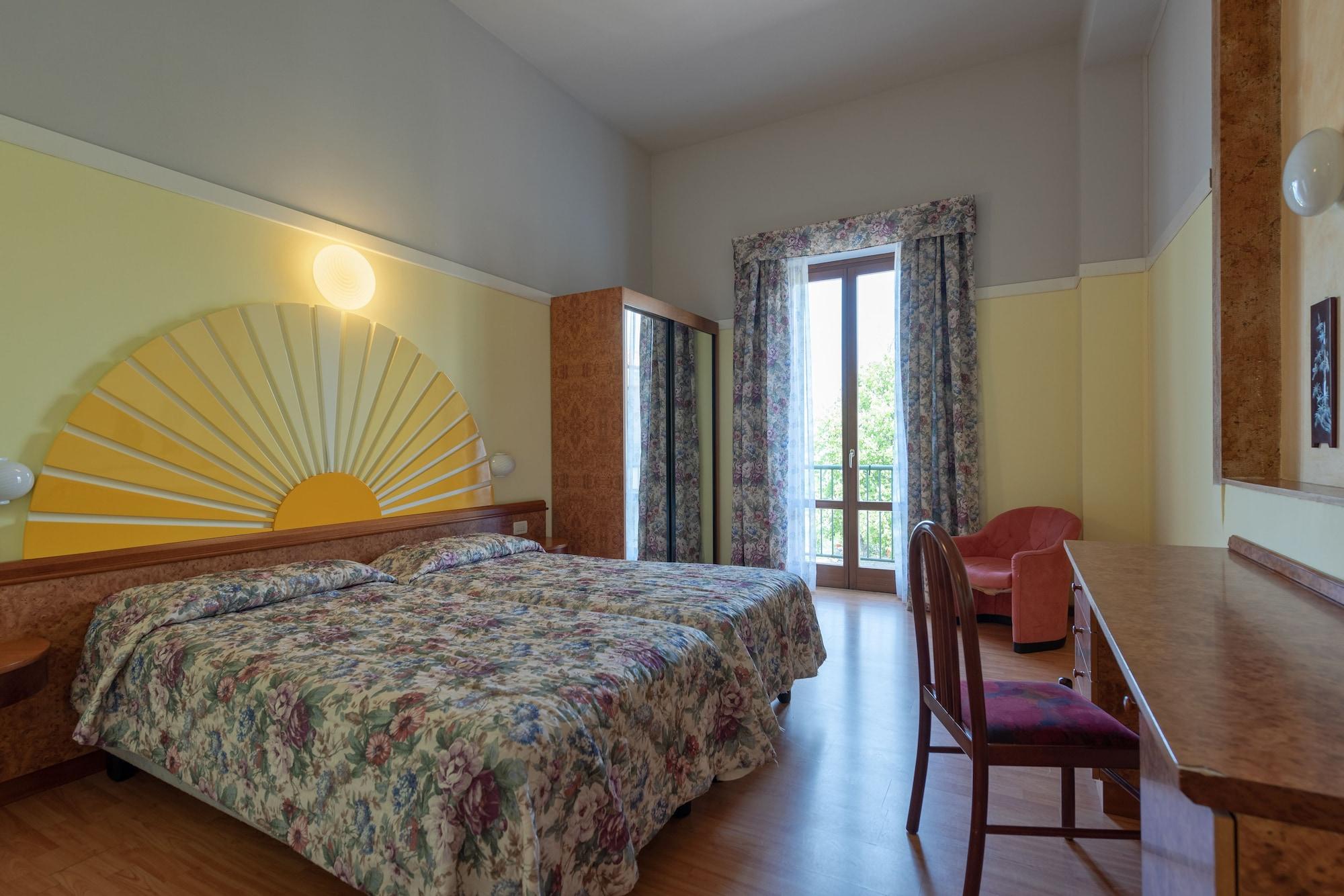 Park Hotel Jolanda San Zeno di Montagna Eksteriør bilde