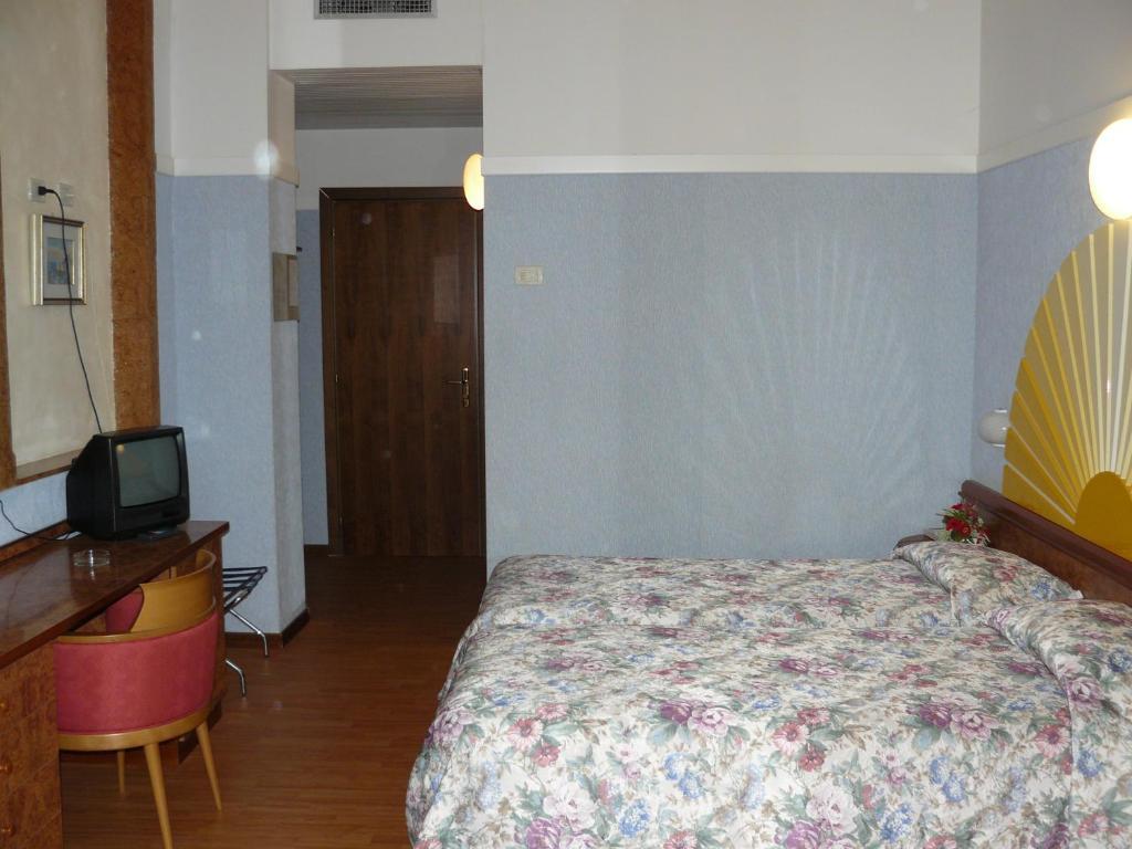 Park Hotel Jolanda San Zeno di Montagna Rom bilde